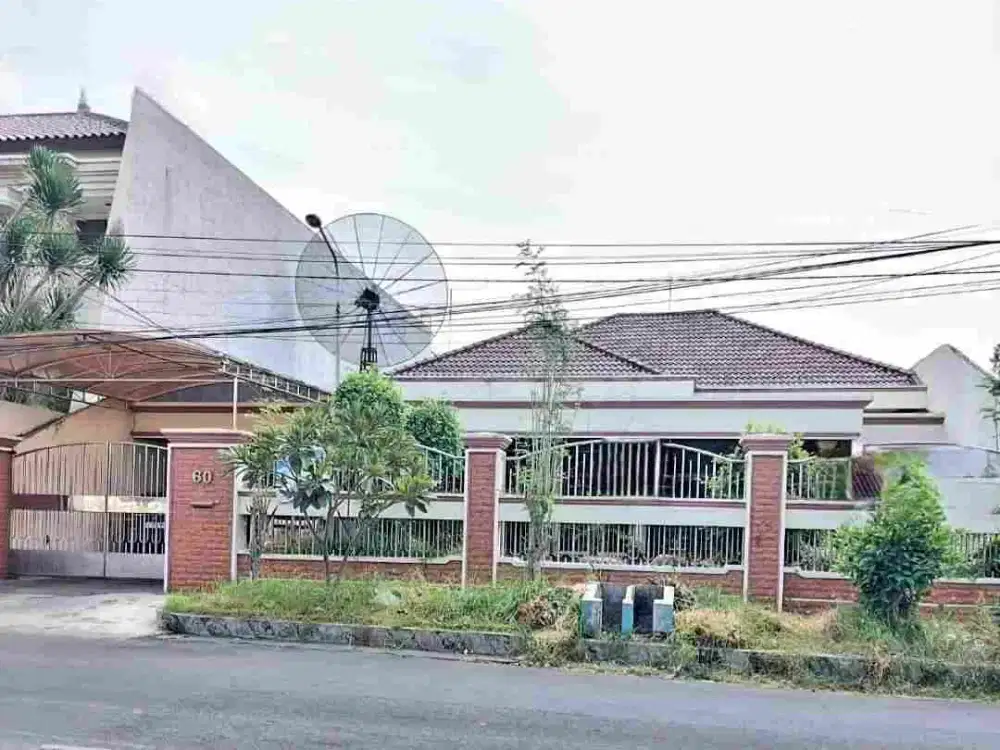 JUAL RUMAH KOMERSIAL RAYA KUPANG BARU DKT DARMO PERMAI SUKOMANUNGGAL
