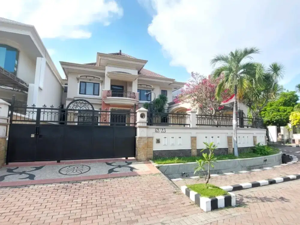 JUAL RUMAH MEWAH POOL TAMAN HUNIAN SATELIT DKT SUKOMANUNGGAL DARMO PERMAI
