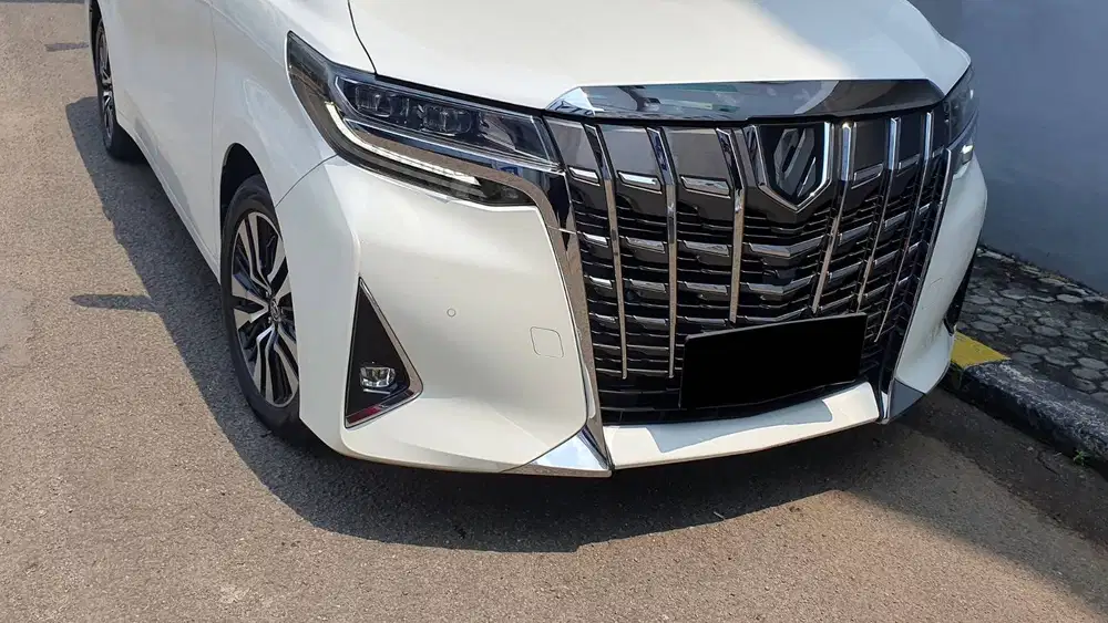 Toyota Alphard 2.5 G TSS Pilot Seat AT Putih Metalik NIK 2022 Like New