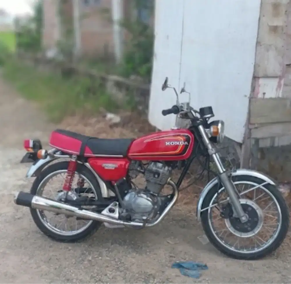 CB 100 tahun 1978