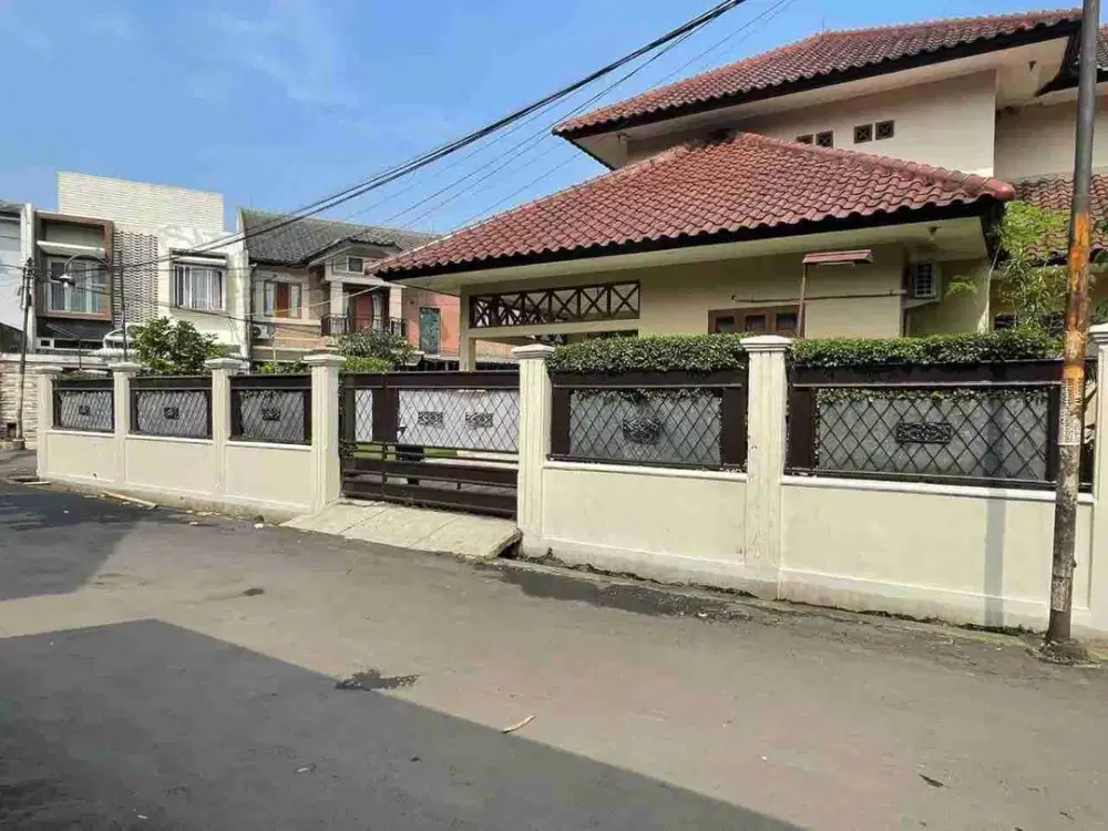 Rumah Hook Megah Komplek Suryalaya Buahbatu Harga Menarik