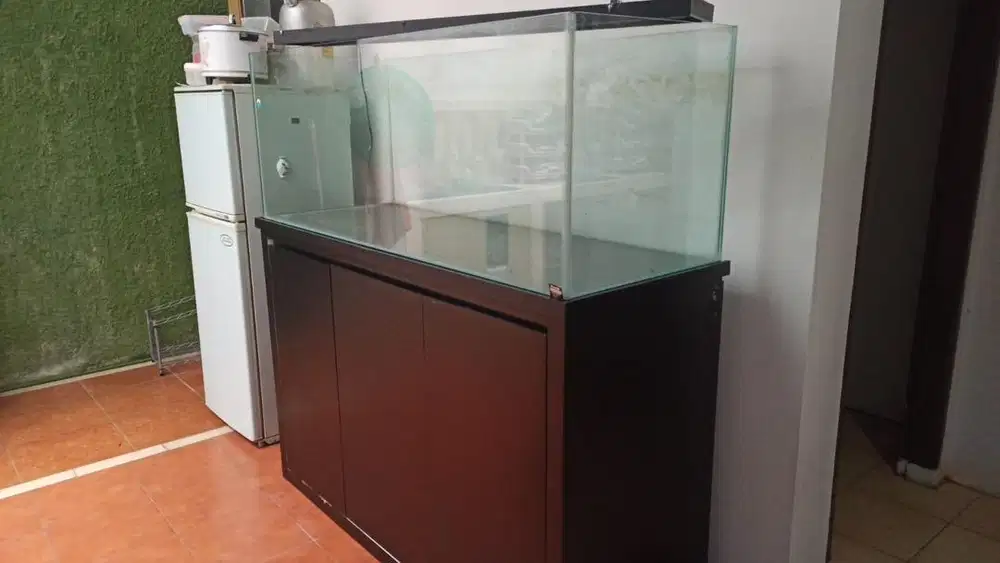 For Sale Akuarium Kabinet