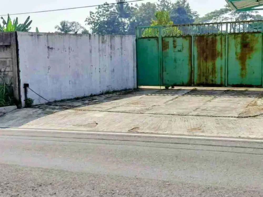 Tanah dan Gudang Komersial di Jalan Kabupaten Bogor
