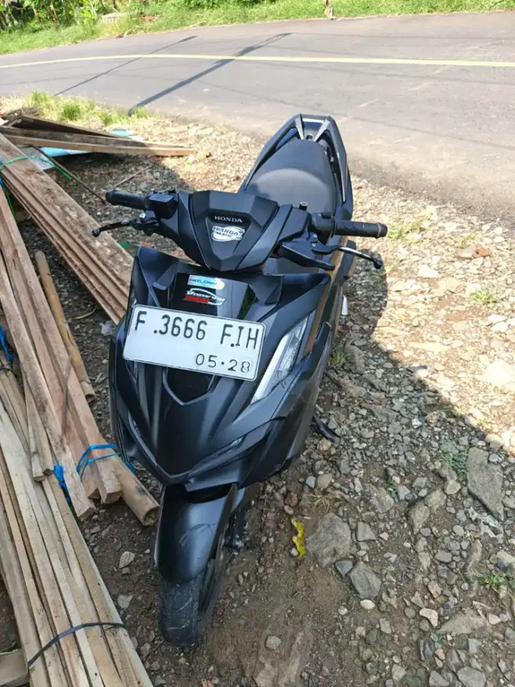 Vario 160 tahun 2023