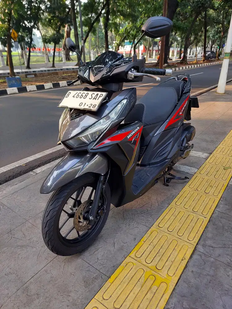DIJUAL CASH HONDA VARIO 125 LED OLD CBS FI THN 2016 PJK IDUP