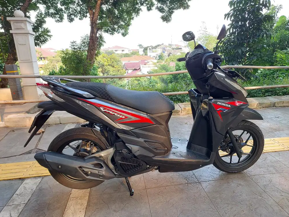 DIJUAL CASH HONDA VARIO 125 CBS FI THN 2016 PJK IDUP SIAP PAKAI