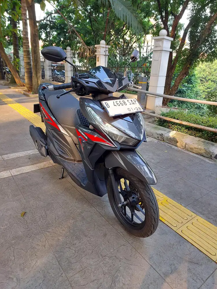 DIJUAL CASH HONDA VARIO 125 CBS FI THN 2016 PJK IDUP SIAP PAKAI