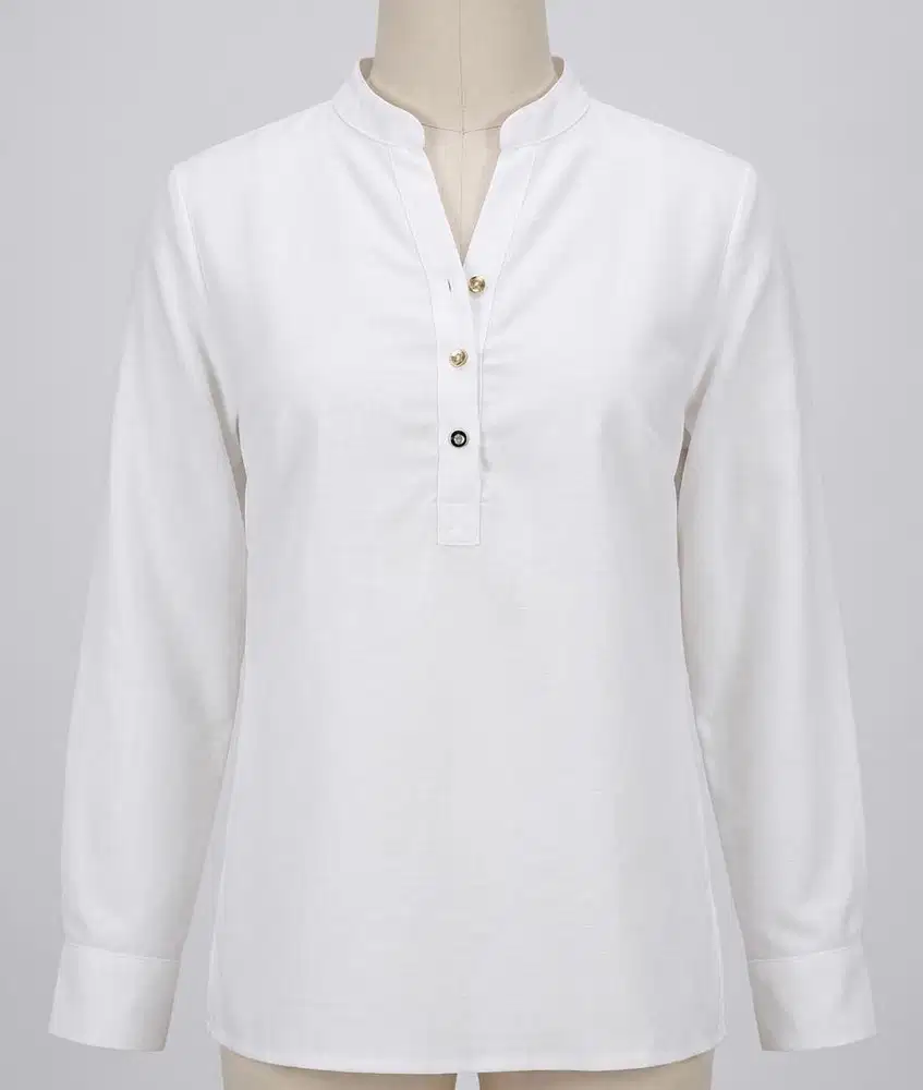 St. Yves white V-neck blouse with a mandarin collar and gold