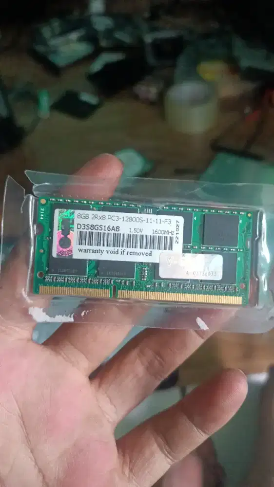 RAM PC DDR4 8GB dan Ram leptop DDR3 8GB