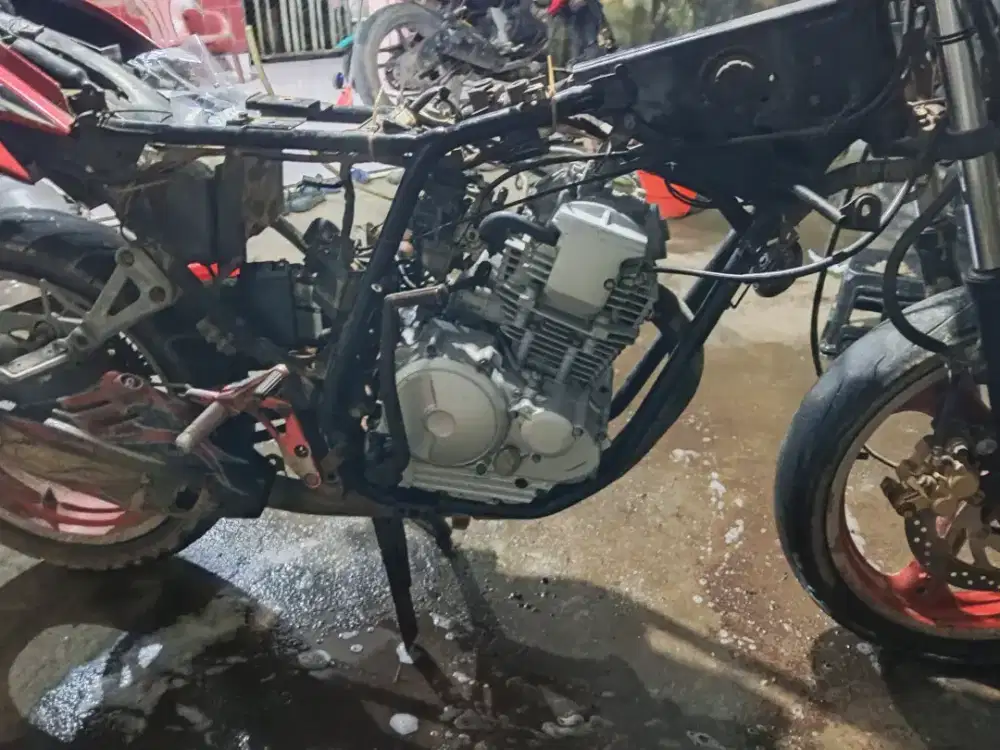 Mesin scorpio siap custom