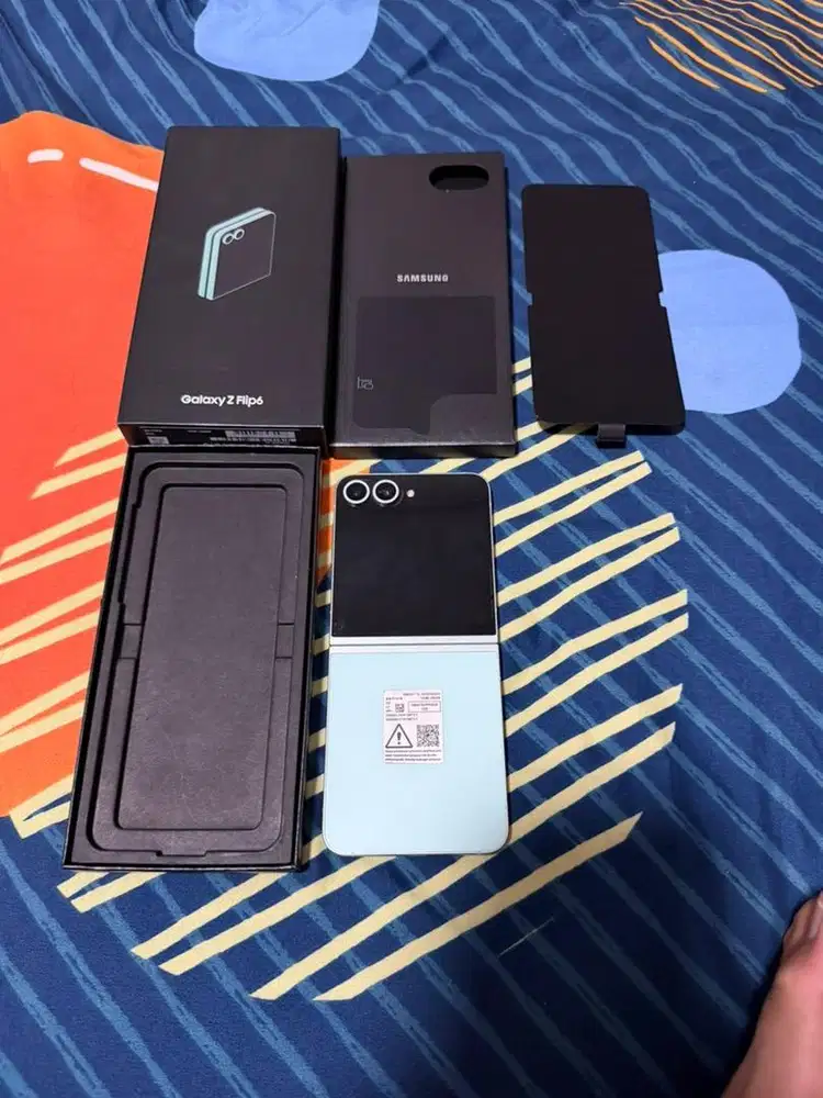 Samsung flip 6 12/256 sein