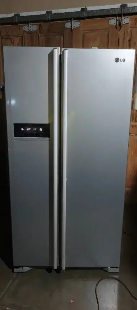 Kulkas Mewah LG SBS Mulus Siap Pakai