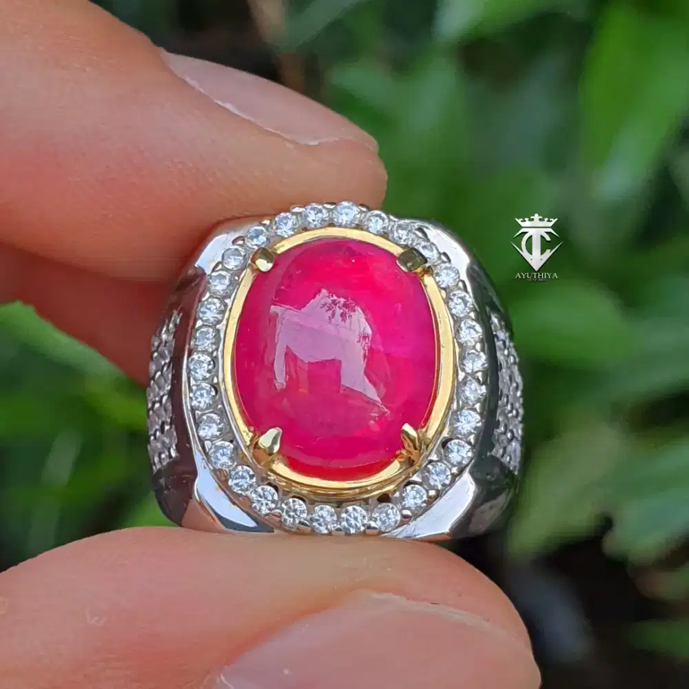Batu Permata Natural Intense Color Ruby Mozambique 6.41 Ct CGL Memo