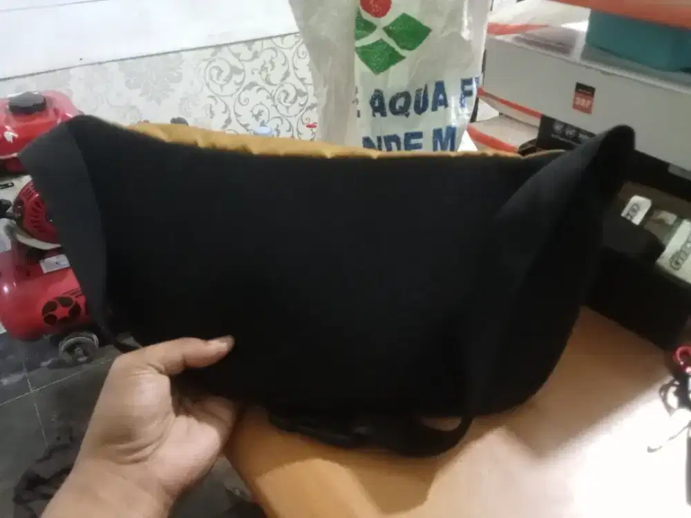 Tas selempang Eiger Rambler