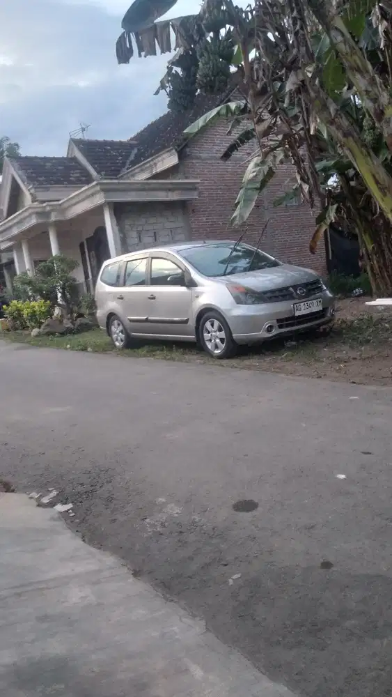 Nissan Grand livina 2008 Bensin