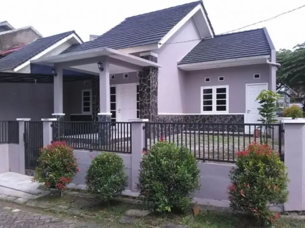 DIJUAL RUMAH BESAR PERUMAHAN BUKIT RIVARIA SAWANGAN DEPOK