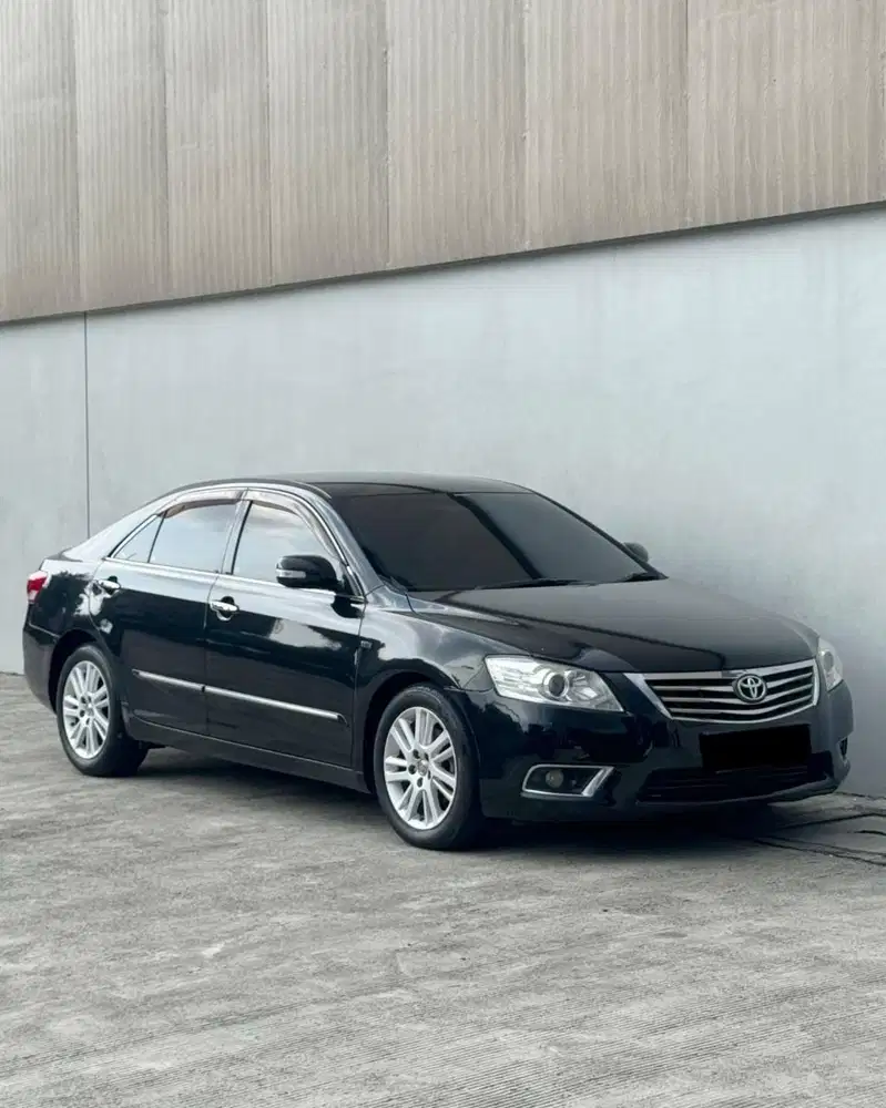 CashCreditSama Toyota Camry V 2.4 2012