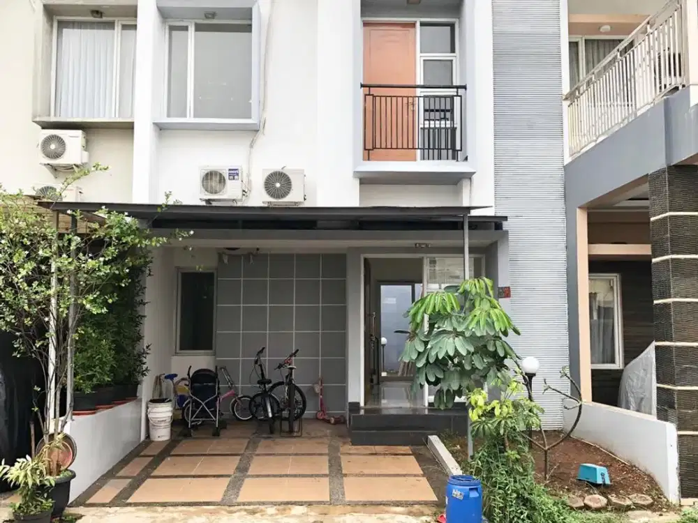 Rumah 2 Lantai Modern Cluster Trevista Cibubur