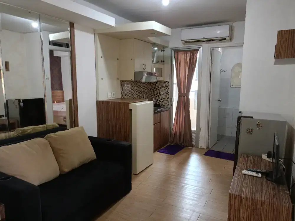 Sewa bulanan kalibata city 2Br full furnish posisi unit di hook