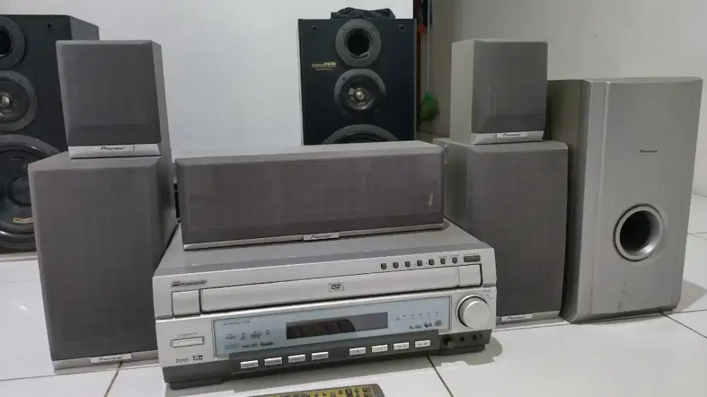 DIJUAL HOME THEATER PIONEER XV-HTD1
