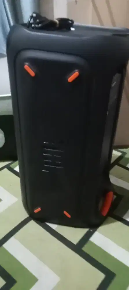 Jual murah aja Jbl Partybox 100 suara tak d ragukan