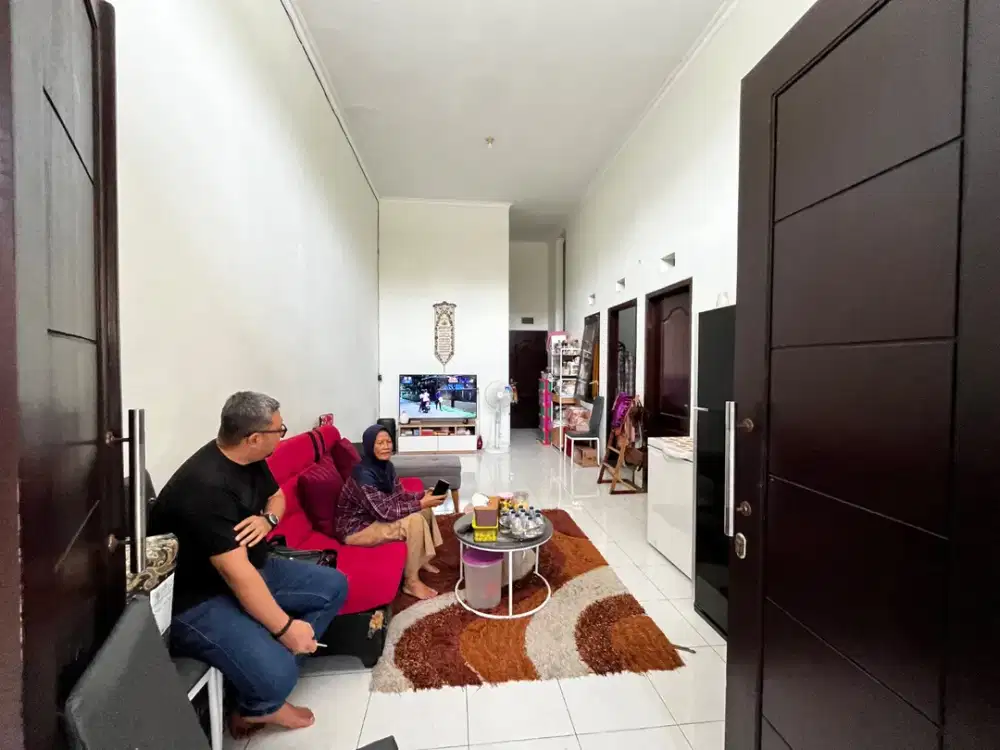 Rumah Suhat Dekat Kampus UB Jalan Bunga Bunga