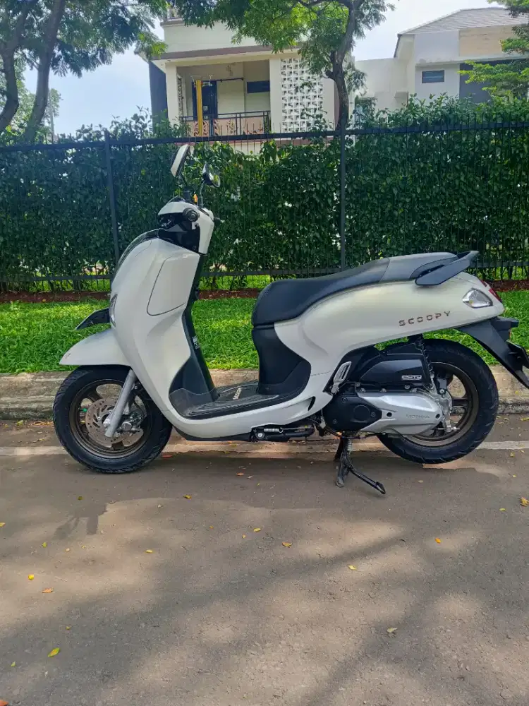Honda new Scoopy 2024 seperti baru