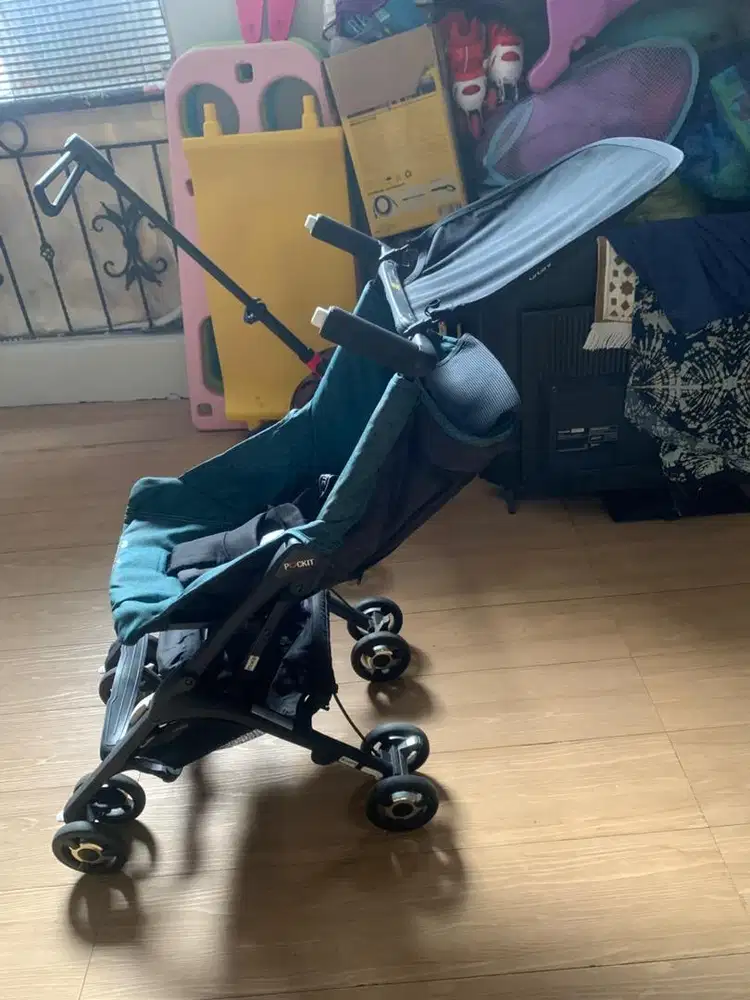 Stroller Pockit Praktis