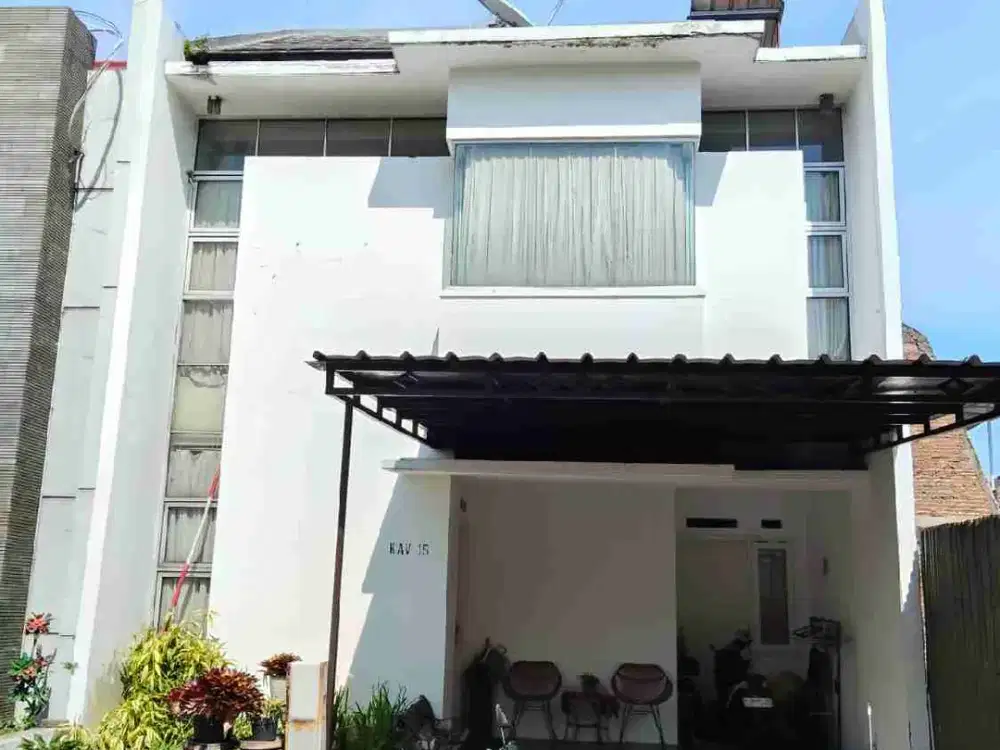 DIKONTRAKAN RUMAH DI PANGHEGAR TOWN HOUSE, komplek margahayu raya bandung