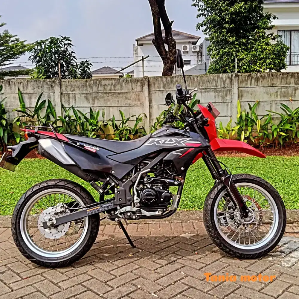 Kawasaki KLX SM SUPERMOTO SE 2024