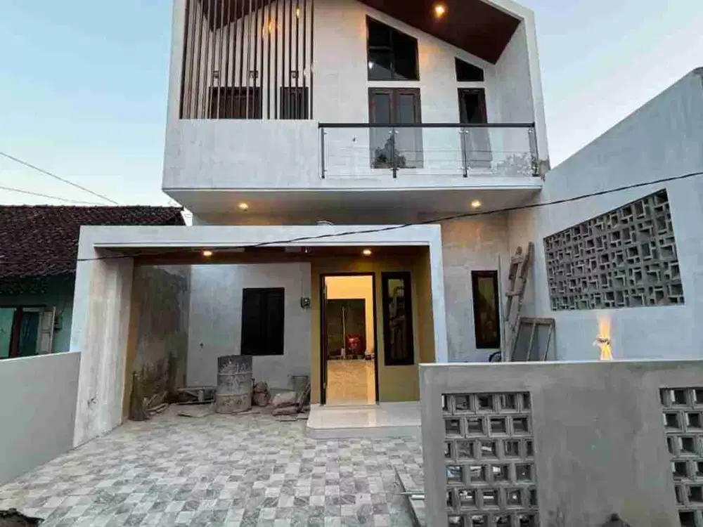 RUMAH CANTIK 2 LANTAI SCANDINAVIAN DEKAT SD SINDET JALAN IMOGIRI TIMUR DAN RS NUR HIDAYAH