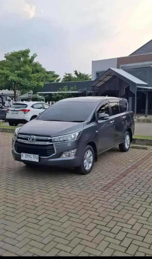 Jual mobil kijang Innova