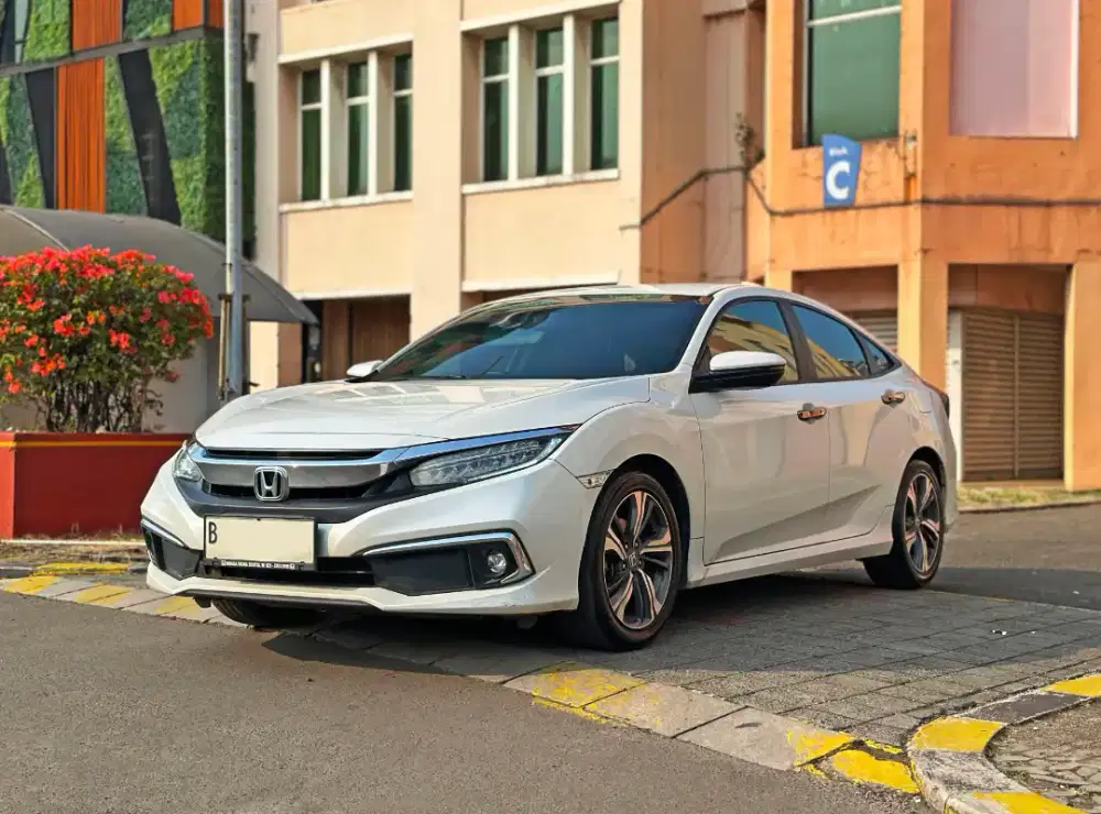 Bs TT Civic 1.5 ES turbo 2019 new honda matic sedan putih non type R