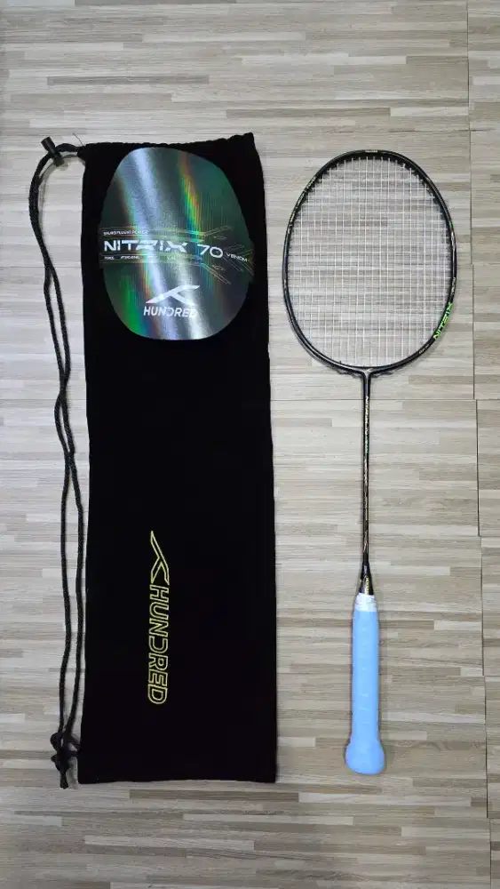 Raket Hundred Nitrix 70 venom