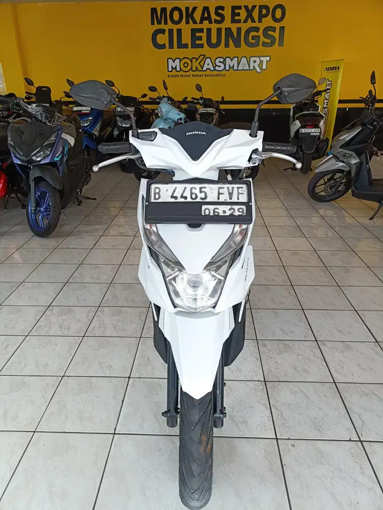 Dijual motor Honda Beat fi sporty cbs 2019