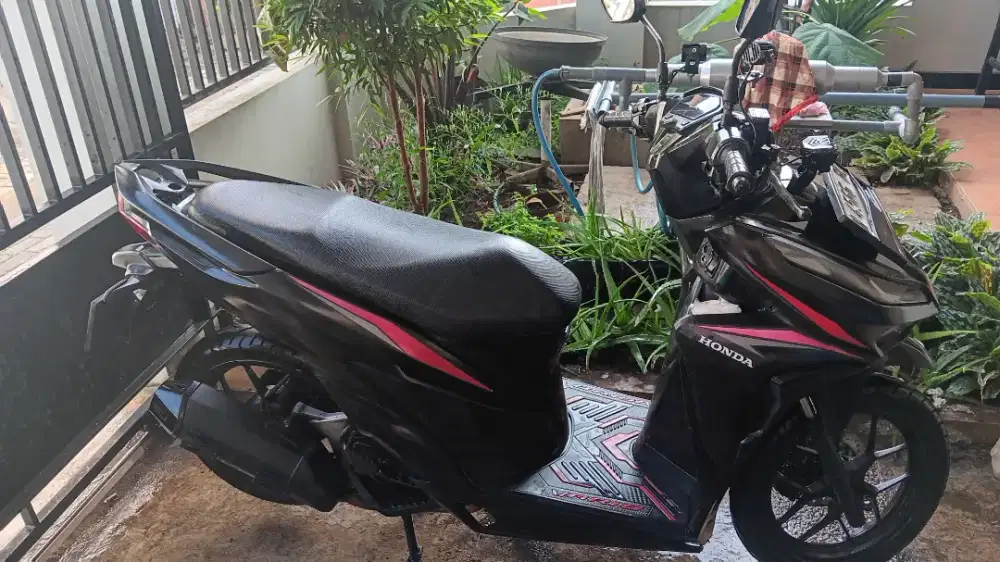 New vari 2018 hitam.