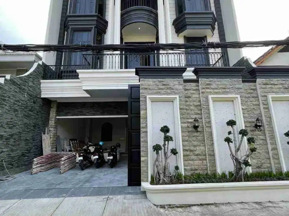 Rumah baru pejaten barat