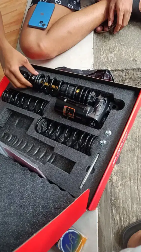 Shock rcb   XMAX