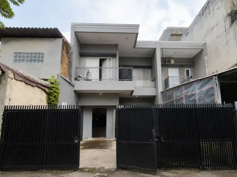 Murah Rumah Strategis di Jl. Karasak Utara III