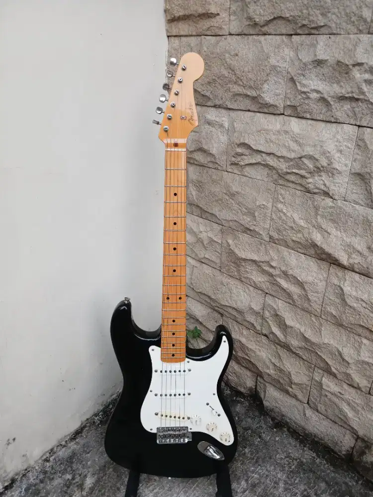 Fender Japan Stratocaster ST 57 Black Tahun 2010-2011 Original Jepang