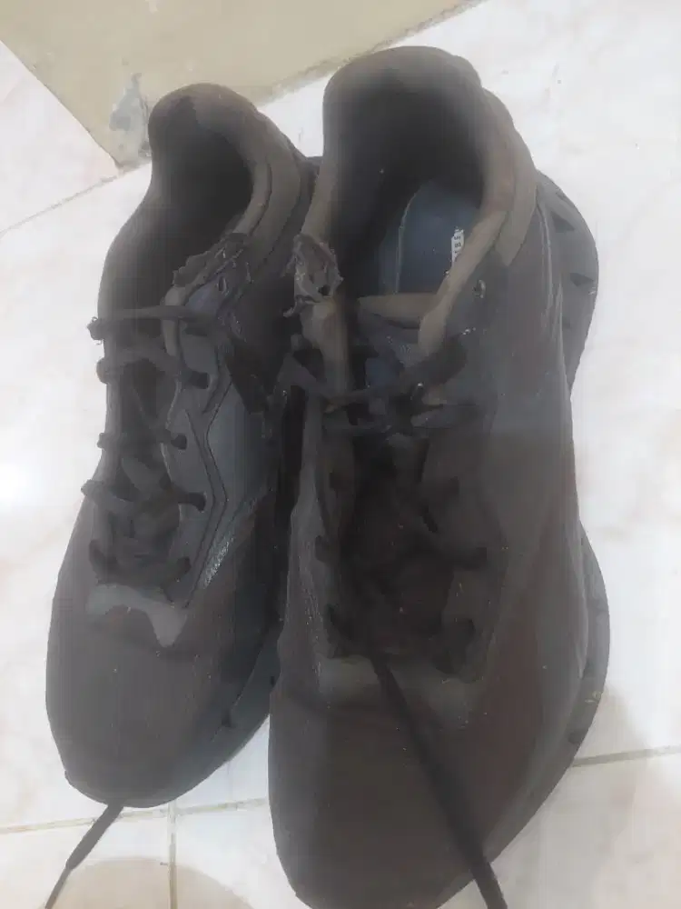 Jual sepatu dewasa dan anak