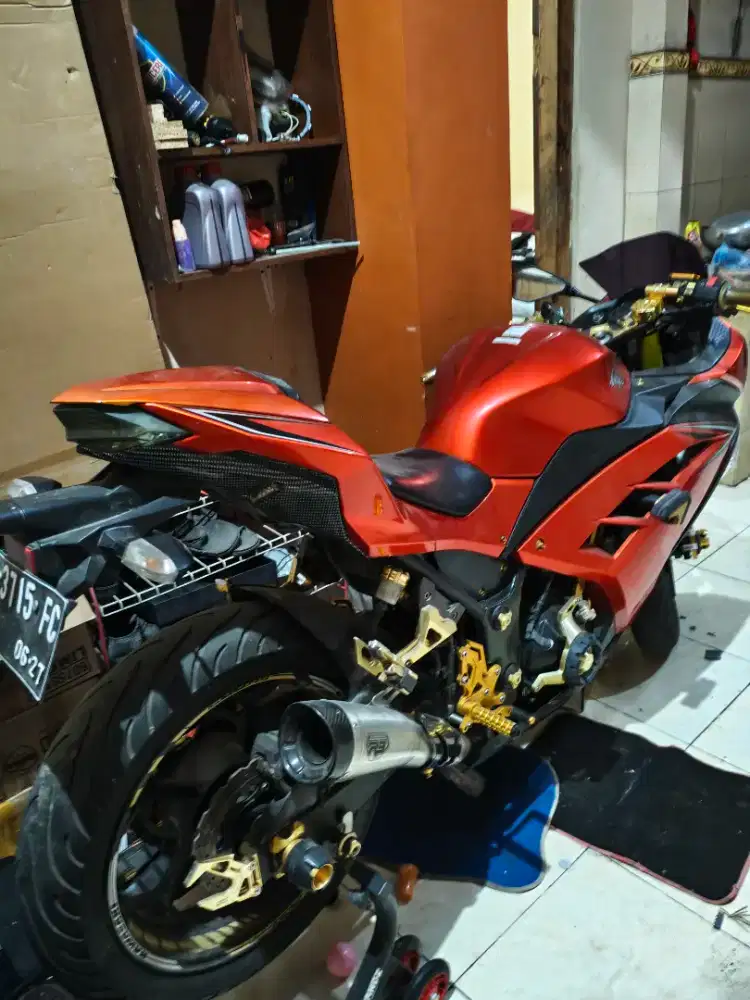 Jual motor ninja 250 standart parts masih ada