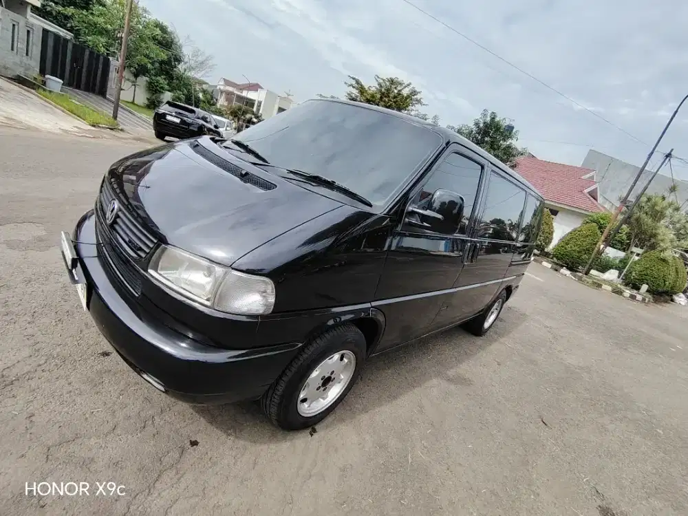 Caravelle T4 auto TDi diesel barcode terawat mulus siap pakai