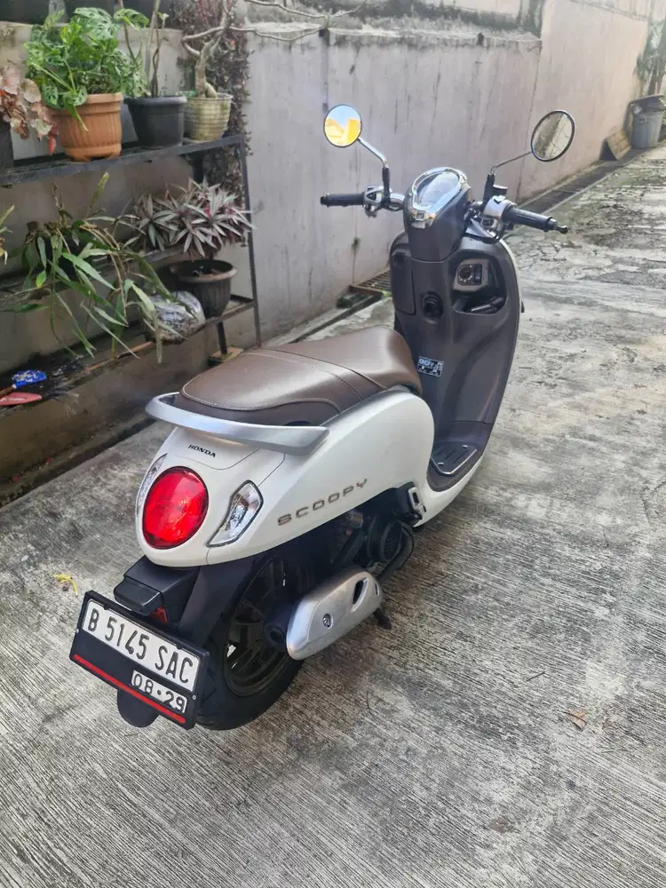Dijual honda scoopy gres
