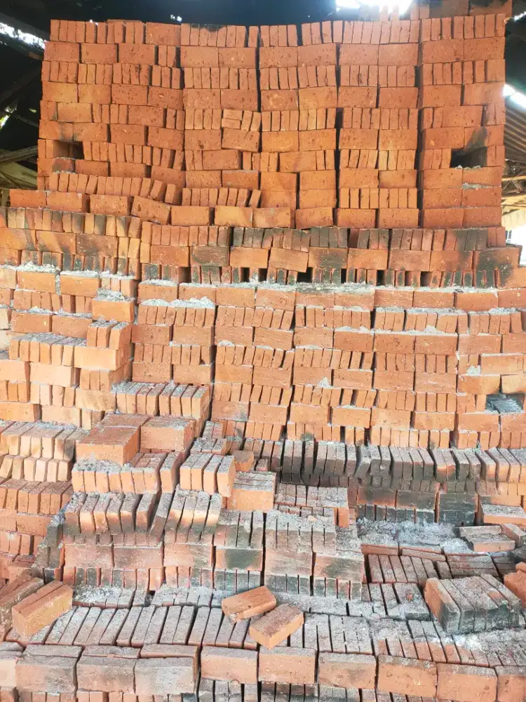 Batu bata merah press