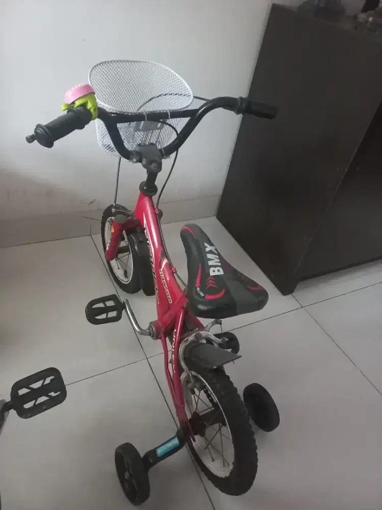 Sepeda BMX untuk anak BALITA