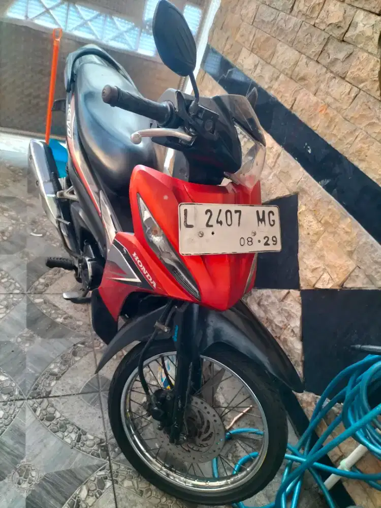 Honda Revo naw fi 2014 tgn 1ors mesin hls PJK aman