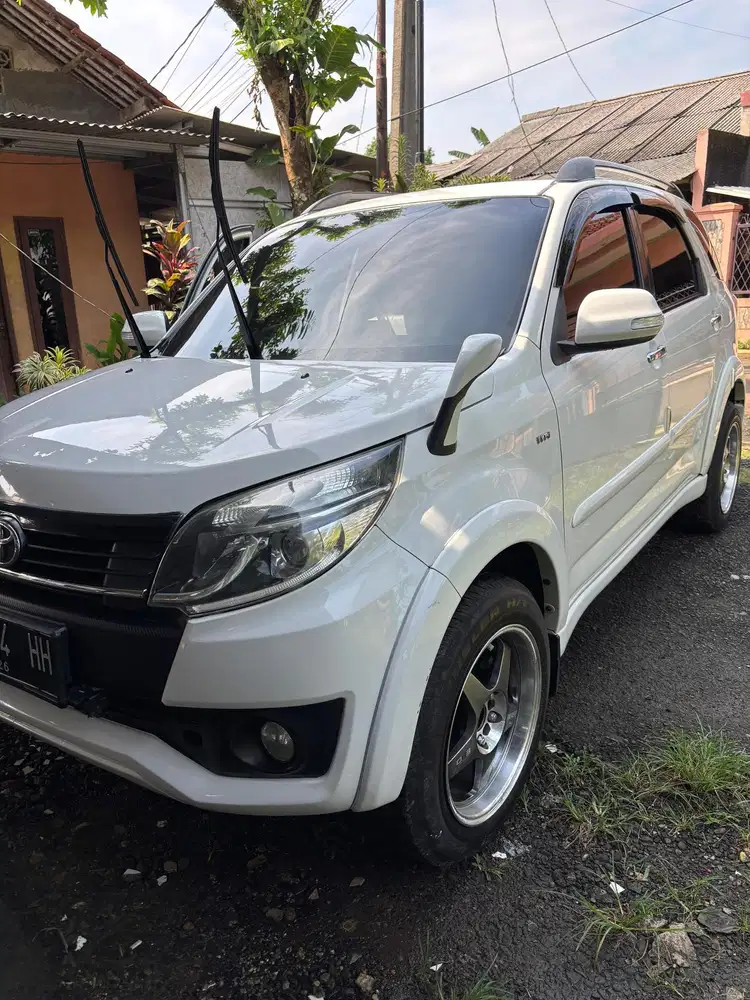 Toyota Rush 2016 Bensin