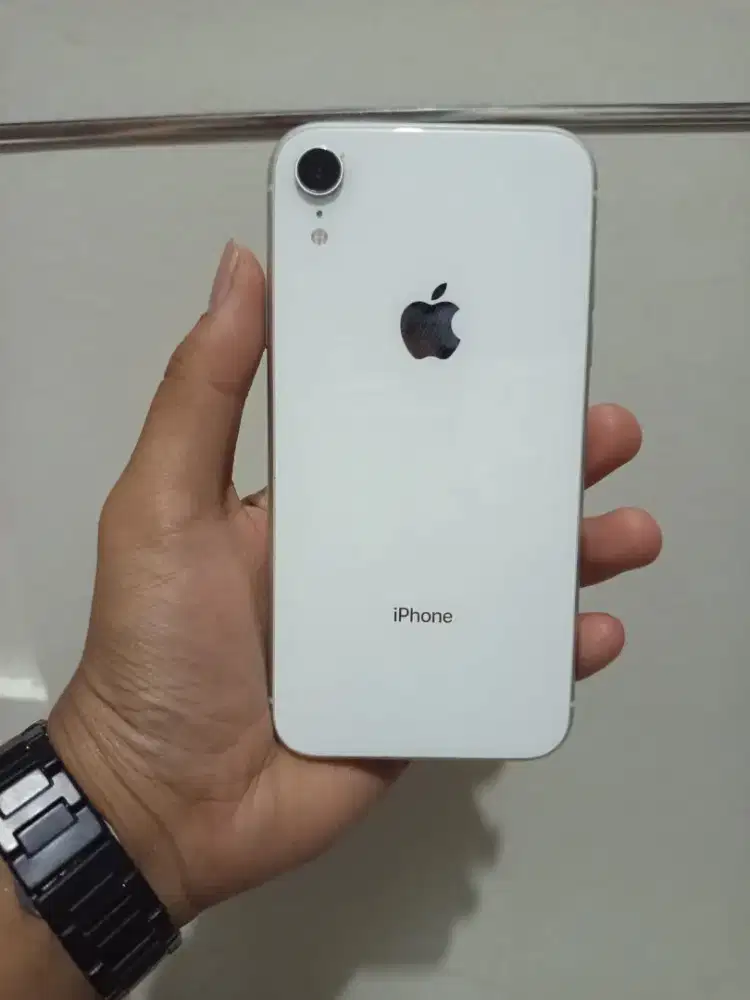 IPHONE XR 64 GB
FULLSET NO MINUS