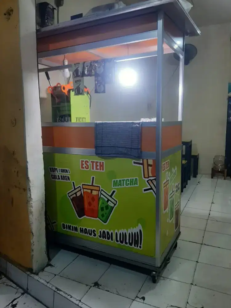 Etalase Gerobak Usaha Minuman beserta kelengkapan nya